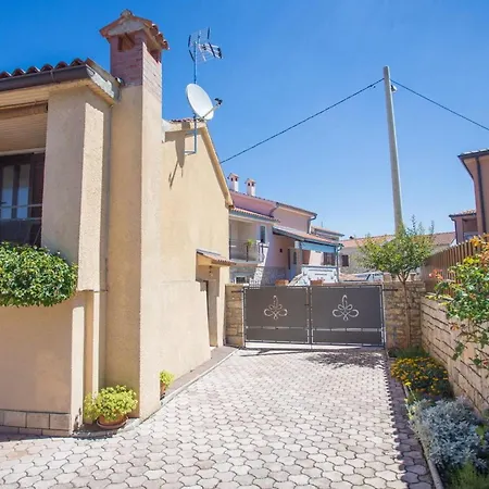 Maria Holiday home Tar-Vabriga